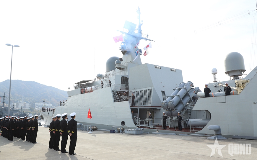 Frigate 015-Tran Hung Dao concludes goodwill visit to Japan
